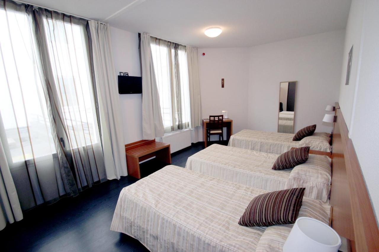 Hotel Florence Lourdes Oda fotoğraf